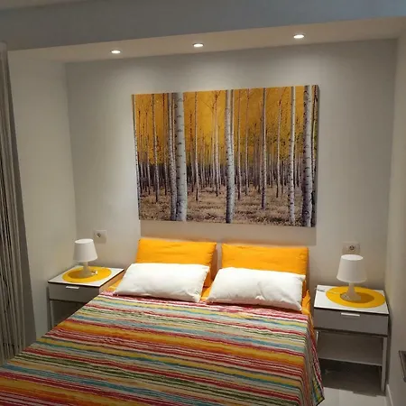 Los Cristianos, Heated Pool, Wifi, Terrace * Los Cristianos (Tenerife)